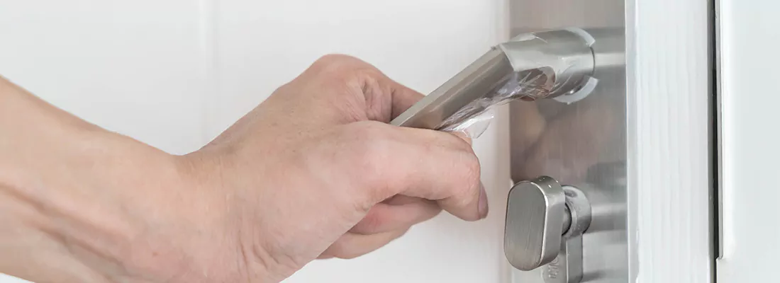 Expert Garage Door Opener Repair and Installation in Plantation, FL